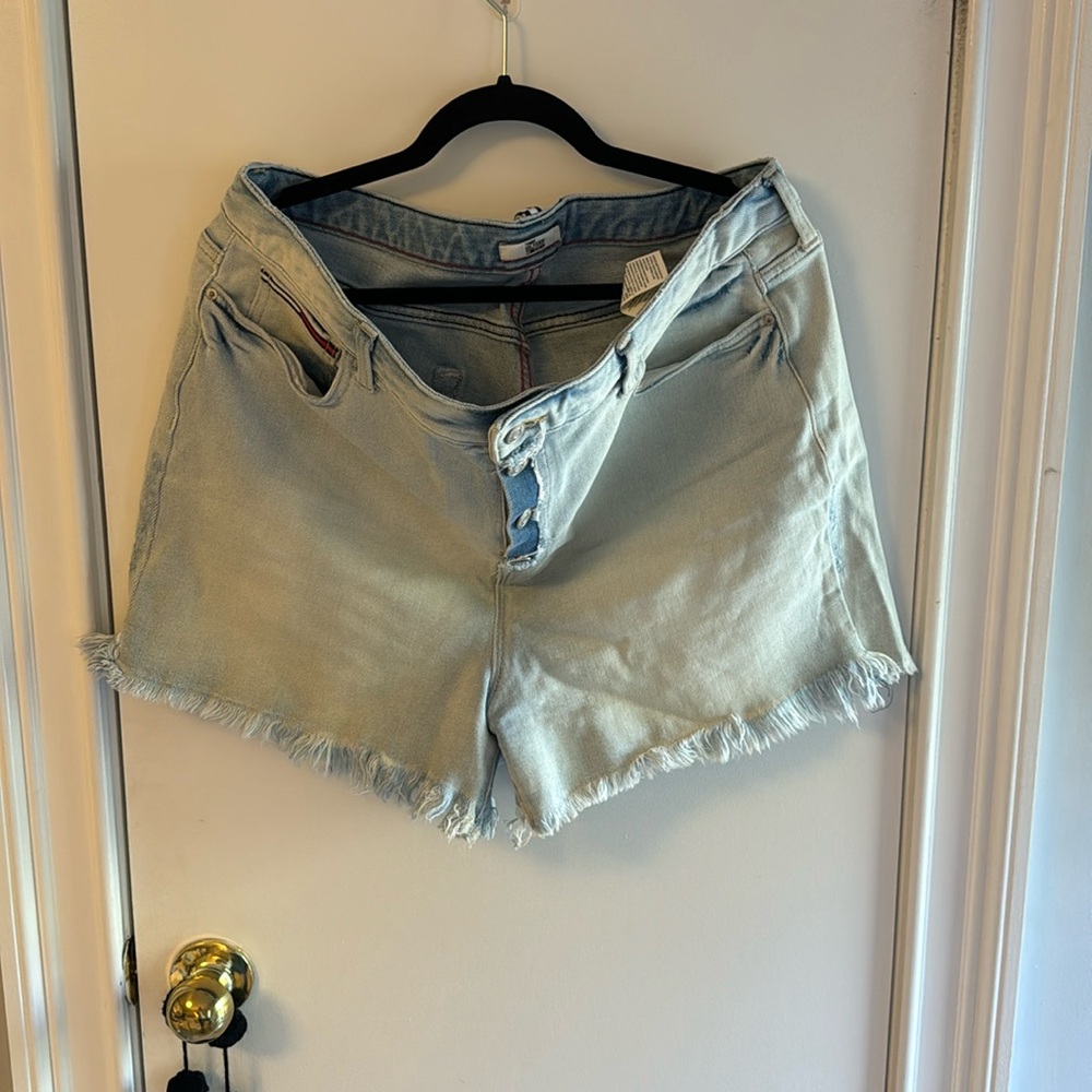 Tommy Hilfiger Light Denim Shorts